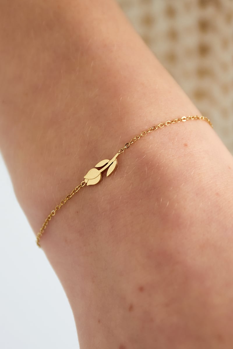 tulip bracelet