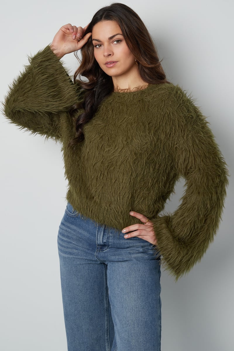Fluffy finesse top