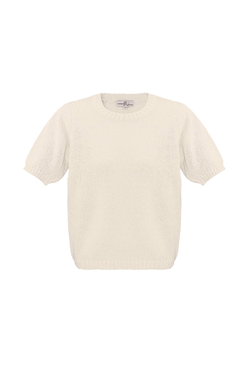 Basic shirt with puffed sleeves