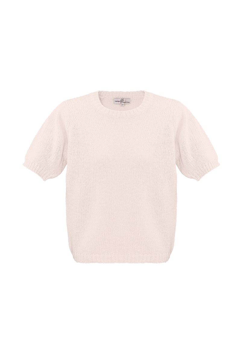 Basic shirt with puffed sleeves